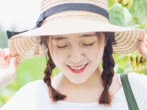 雙馬尾小清新美女戶外寫真圖片桌面壁紙